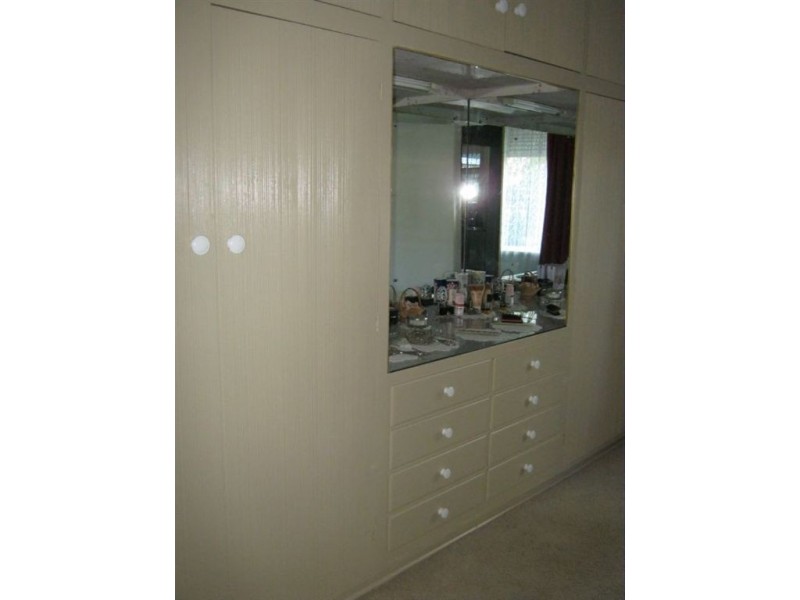 37 Swinden St, Riverton SA 5412