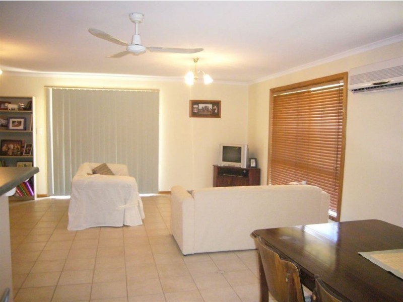 17A Beare St, Clare SA 5453