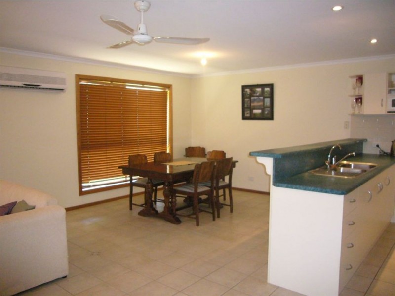 17A Beare St, Clare SA 5453