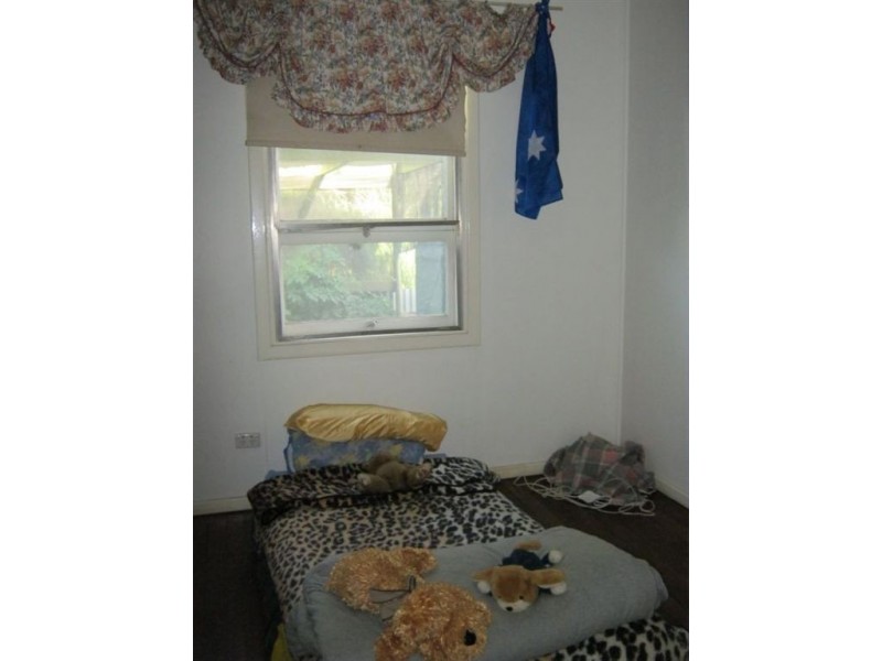 12 Paul Street, Riverton SA 5412