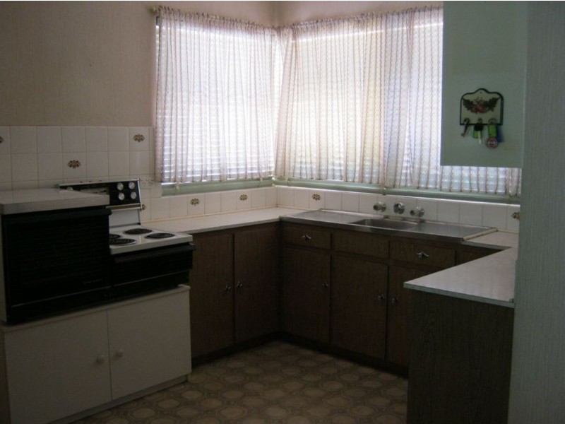 5 Augusta Street, Hillcrest SA 5086