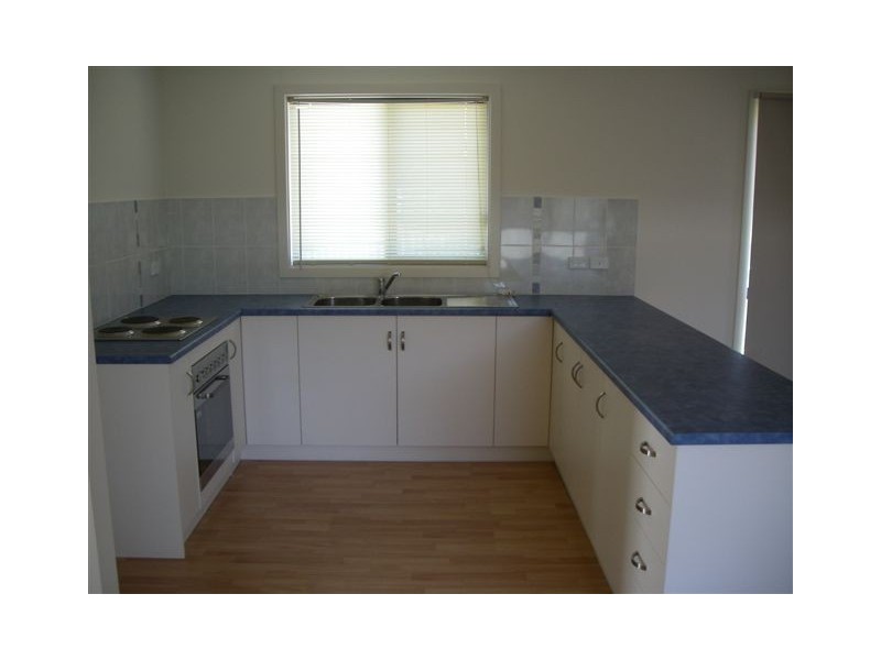 28 Houghton St, Jamestown SA 5491