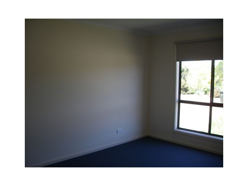 28 Houghton St, Jamestown SA 5491