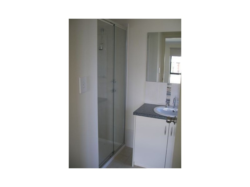 28 Houghton St, Jamestown SA 5491