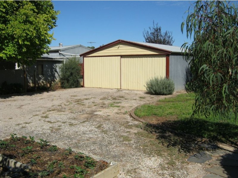 7 Cooper Street, Riverton SA 5412