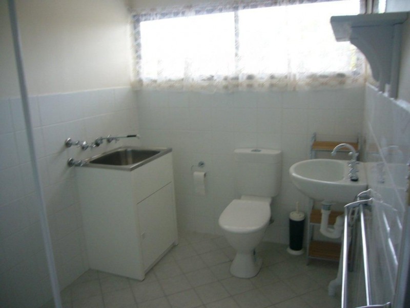 15A Beare St, Clare SA 5453