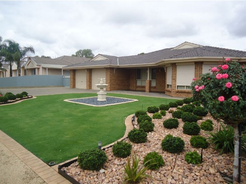 4 christopher st, Balaklava SA 5461