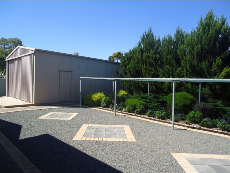 4 christopher st, Balaklava SA 5461