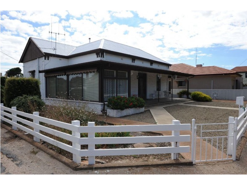 40 alexandra tce, Jamestown SA 5491