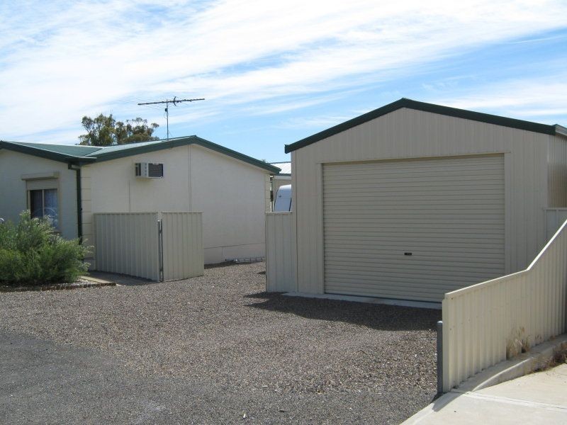 5 Castine Terrace, Riverton SA 5412
