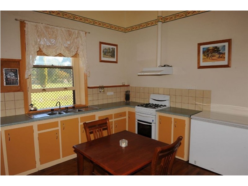 20 SOUTH TCE, Jamestown SA 5491