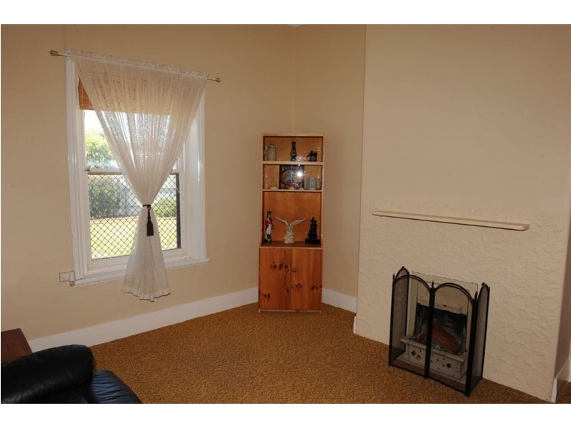 20 SOUTH TCE, Jamestown SA 5491