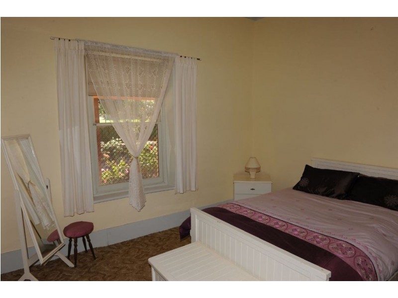 20 SOUTH TCE, Jamestown SA 5491