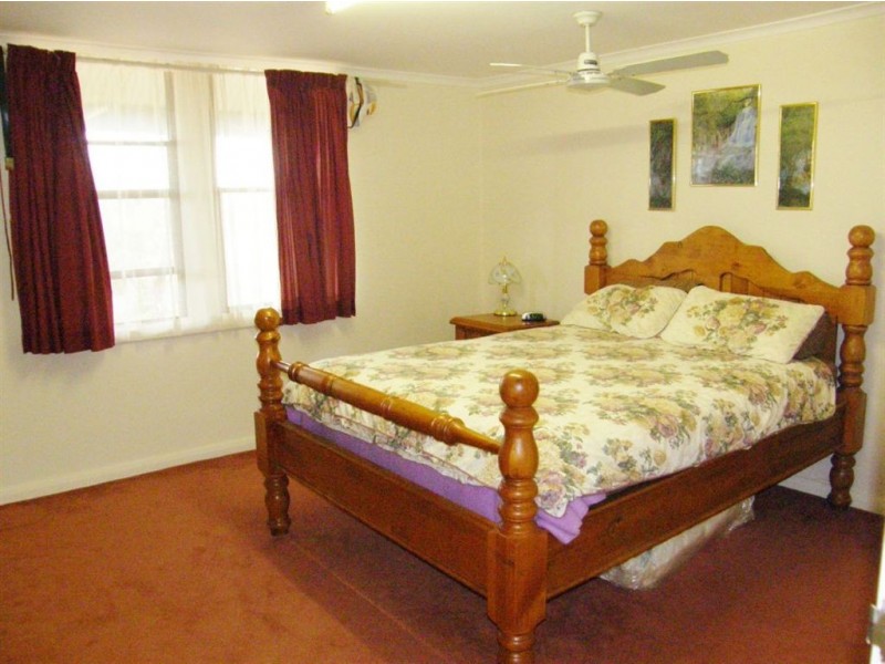 1 Cleve-Mangalo Road, Cleve SA 5640