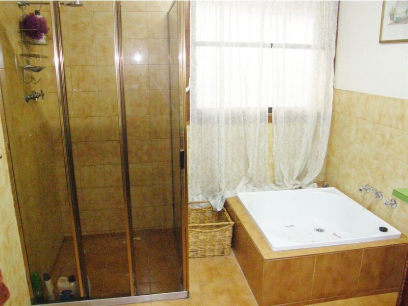 1 Cleve-Mangalo Road, Cleve SA 5640