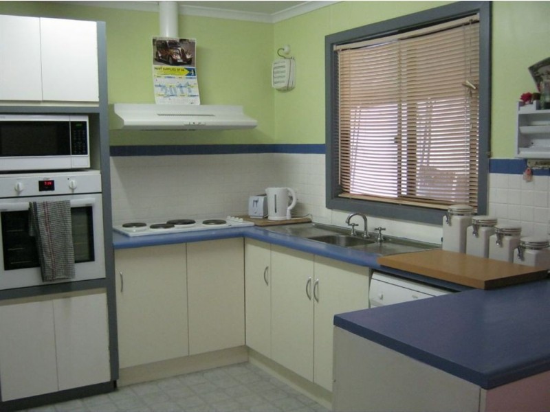 5 Jean Place, Riverton SA 5412