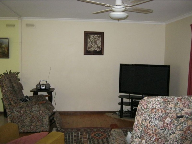 5 Jean Place, Riverton SA 5412