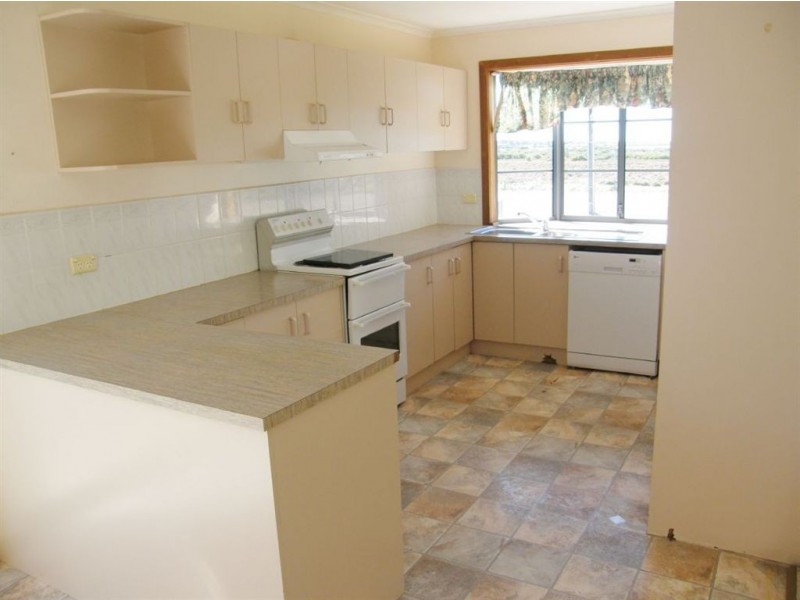 6 Flavel Drive, Cowell SA 5602
