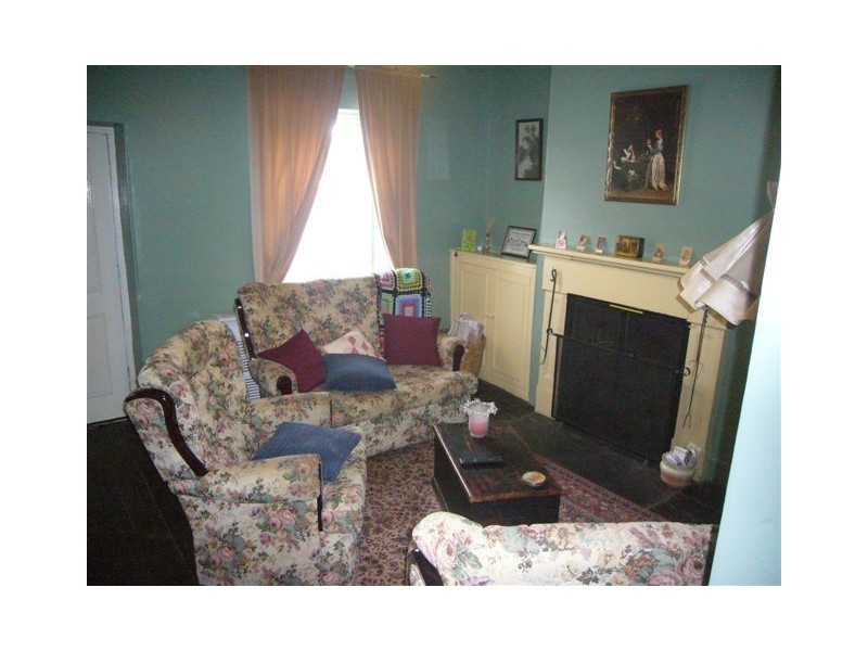 14 Truro Street, Burra SA 5417