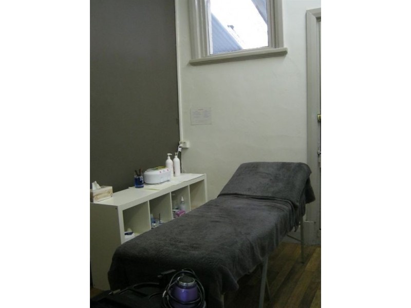 72 Main Street ~ Hairway To Heaven ~, Kapunda SA 5373