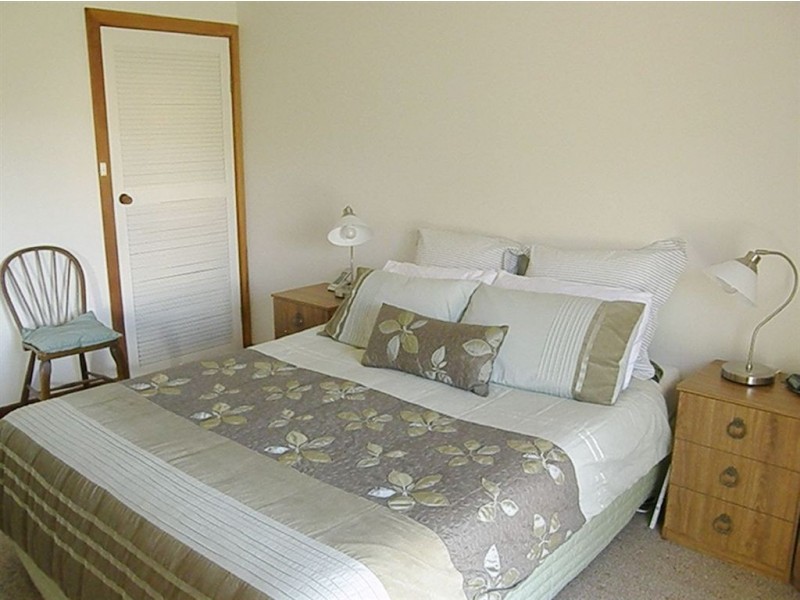 2 Barry Street, Cowell SA 5602