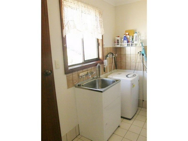 2 Barry Street, Cowell SA 5602