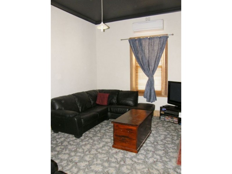 18 Lincoln Hwy, Cowell SA 5602