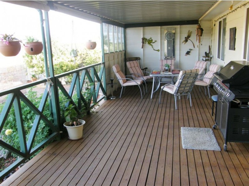 19 Warnes Street, Cowell SA 5602