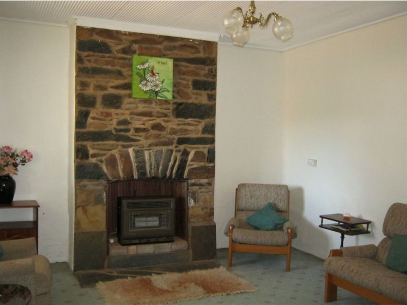 34 Queen St, Waterloo via, Clare SA 5453