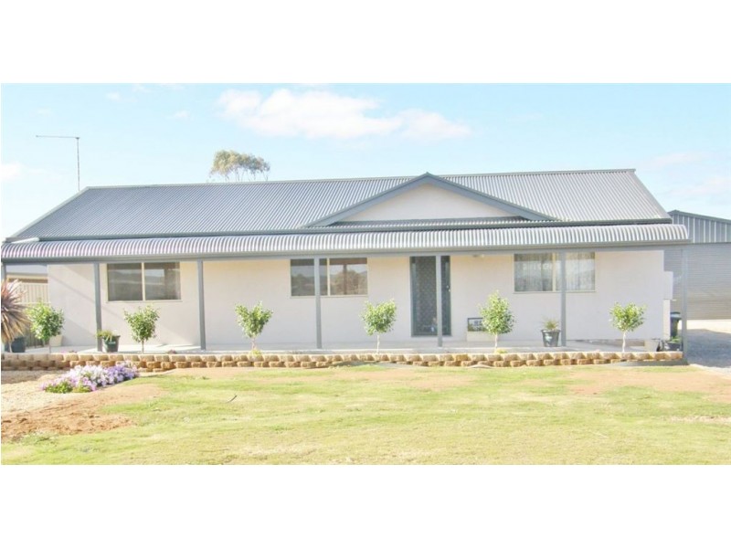 35 Wellington Road, Cowell SA 5602