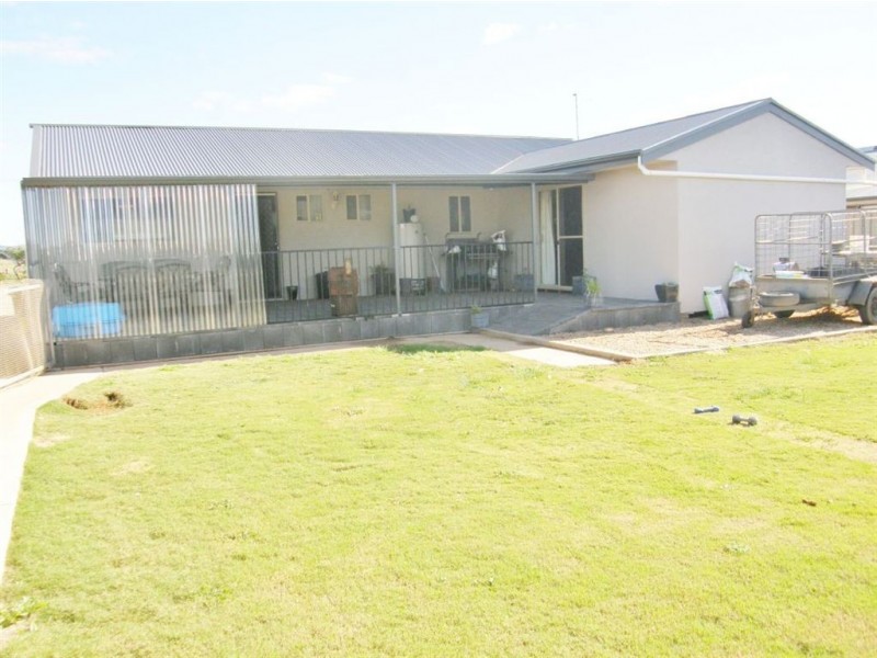 35 Wellington Road, Cowell SA 5602