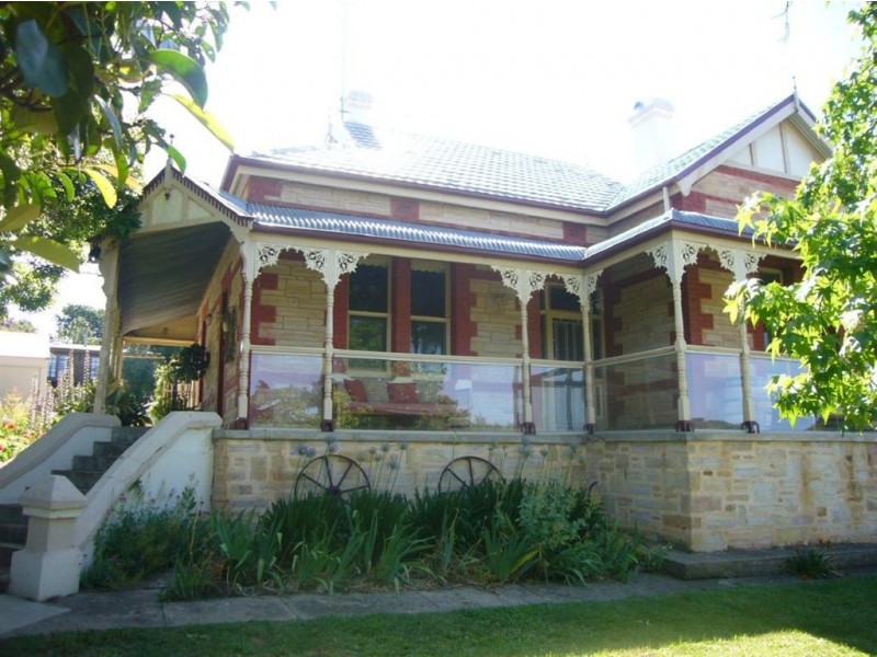 102 Main North Rd, Clare SA 5453