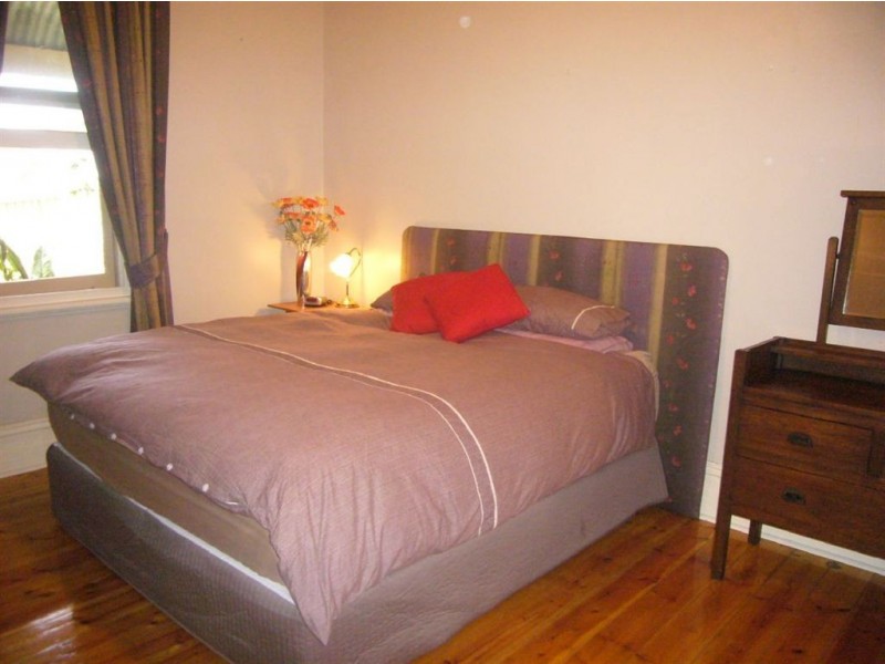102 Main North Rd, Clare SA 5453