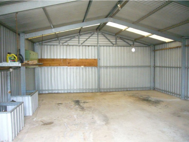 25 Second St, Owen SA 5460