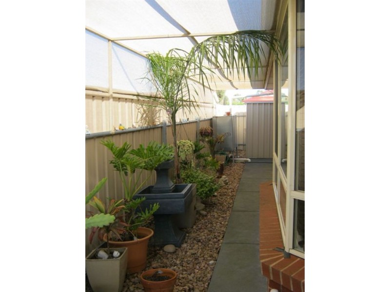 23 Cairns Crescent, Riverton SA 5412