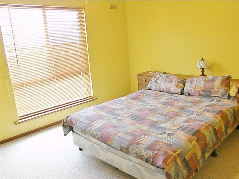 6 O’Loughlin Tce, Port Neill SA 5604