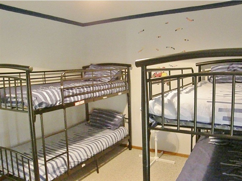 6 O’Loughlin Tce, Port Neill SA 5604