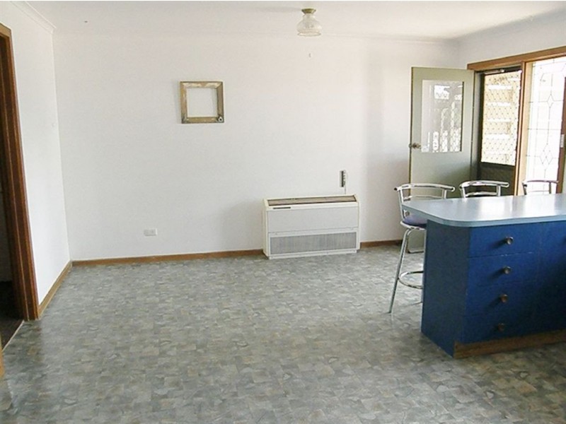 6 O’Loughlin Tce, Port Neill SA 5604