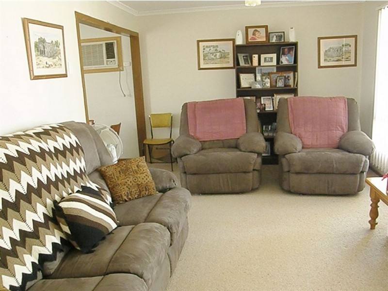 10 Clothier Crescent, Cowell SA 5602