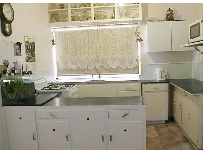 1 Cowley-Kimba Rd, Cleve SA 5640