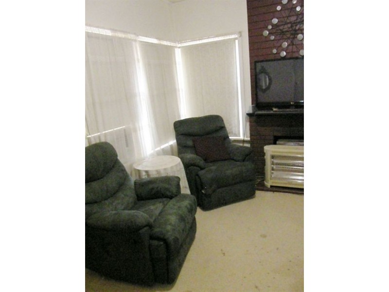 1 Cowley-Kimba Rd, Cleve SA 5640