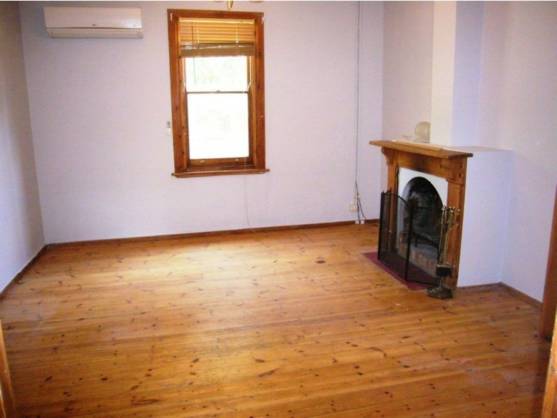 2 Mugges Ct, Blyth SA 5462