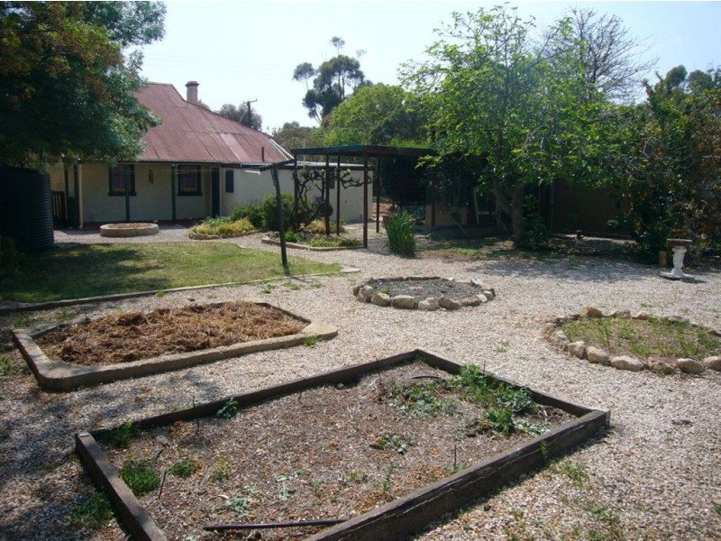 2 Mugges Ct, Blyth SA 5462