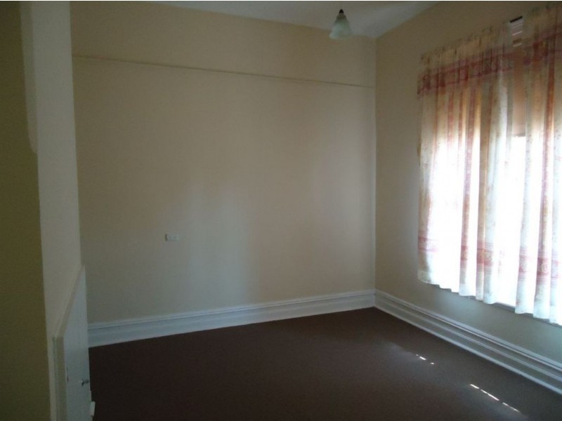 7 First Street, Owen SA 5460
