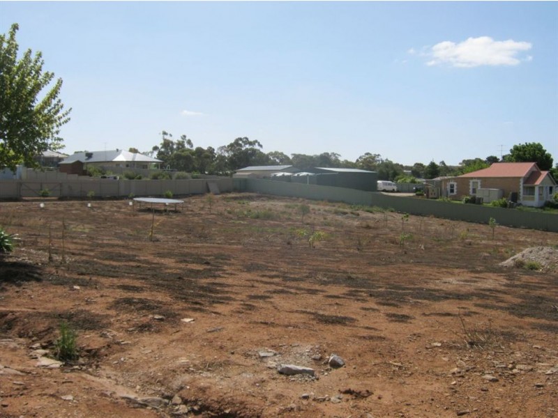 18-20 South Street, Auburn SA 5451