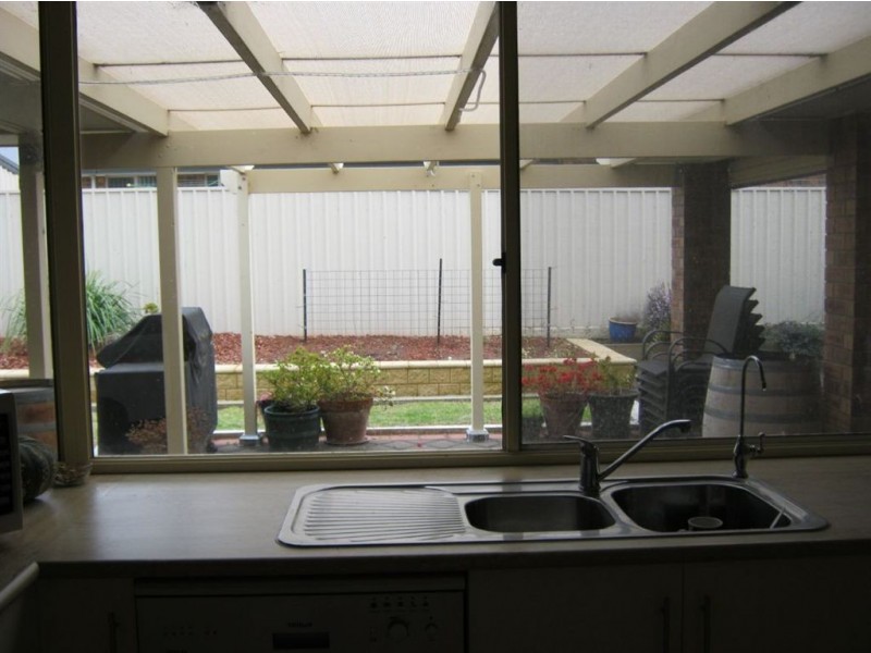 34 Cairns Crescent, Riverton SA 5412