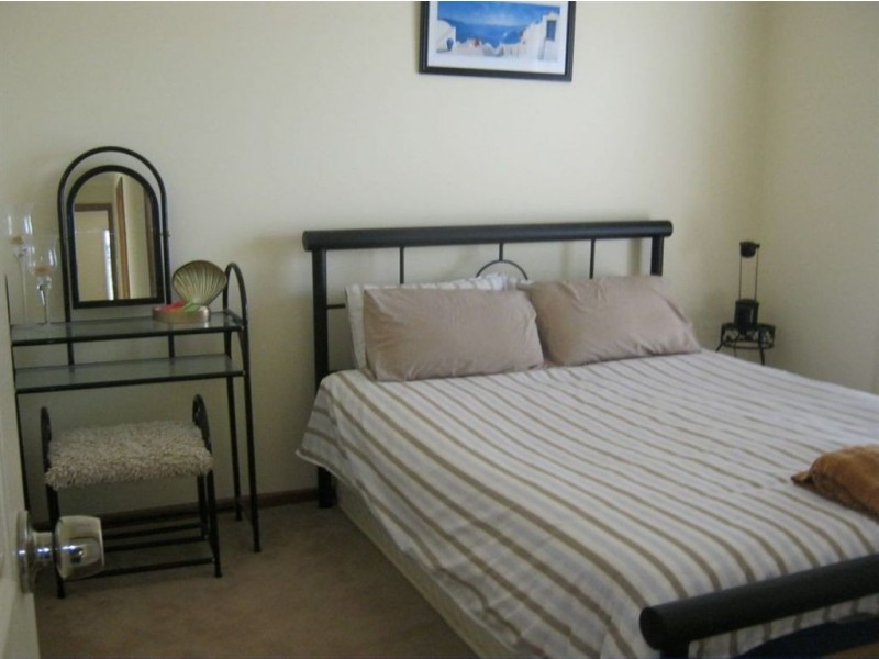 34 Cairns Crescent, Riverton SA 5412