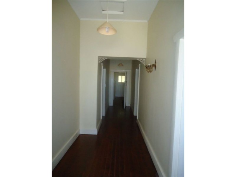 8 South East Tce, Owen SA 5460