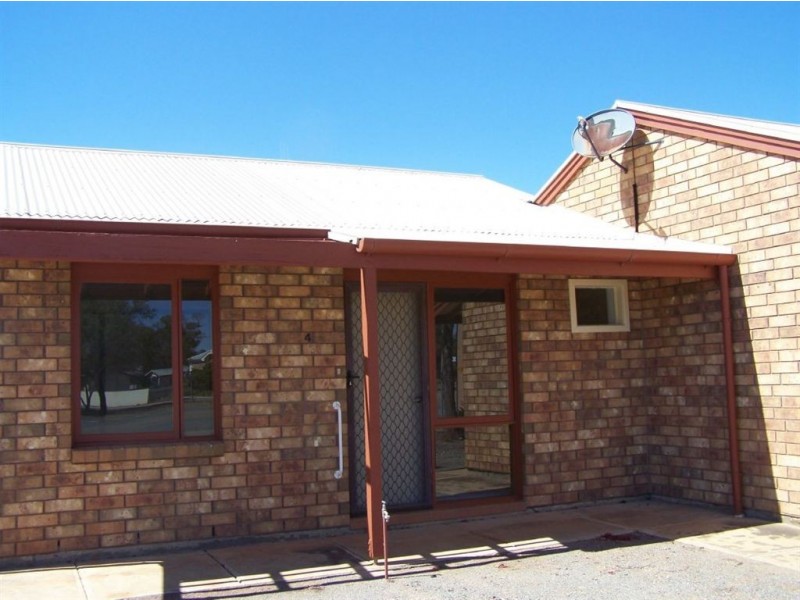 1-4 High St, Gladstone SA 5473
