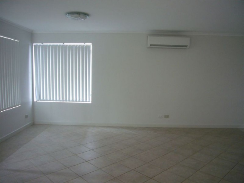 3/8 Beare St, Clare SA 5453